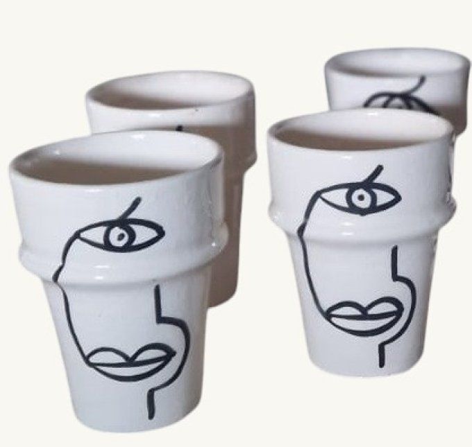 HDPV.01..Ensemble de 4 Tasses Beldia